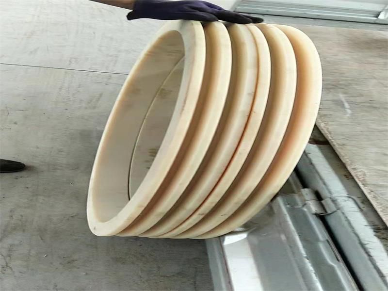 MC澆筑尼龍導(dǎo)輪加工件