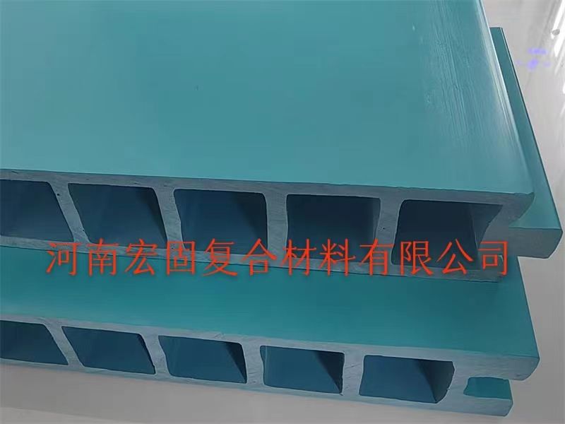 煤礦井下用聚氯乙烯復合板材