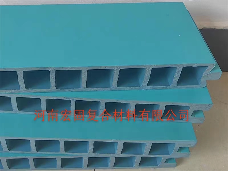 煤礦井下用聚氯乙烯復合板材